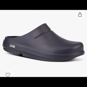 OOFOS Unisex OOCloog